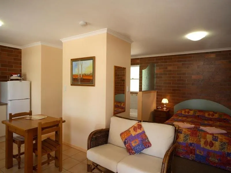 Rubyvale Motel & Holiday Units - An Adults Only Getaway 4*,  Australia